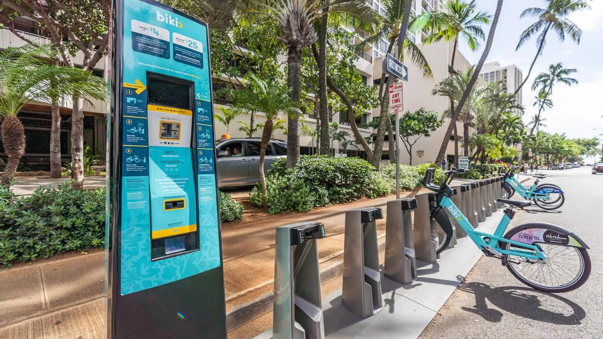 Waikiki Banyan With Ocean Views - Free Parking - Block From Beach Χονολουλού Διαμέρισμα